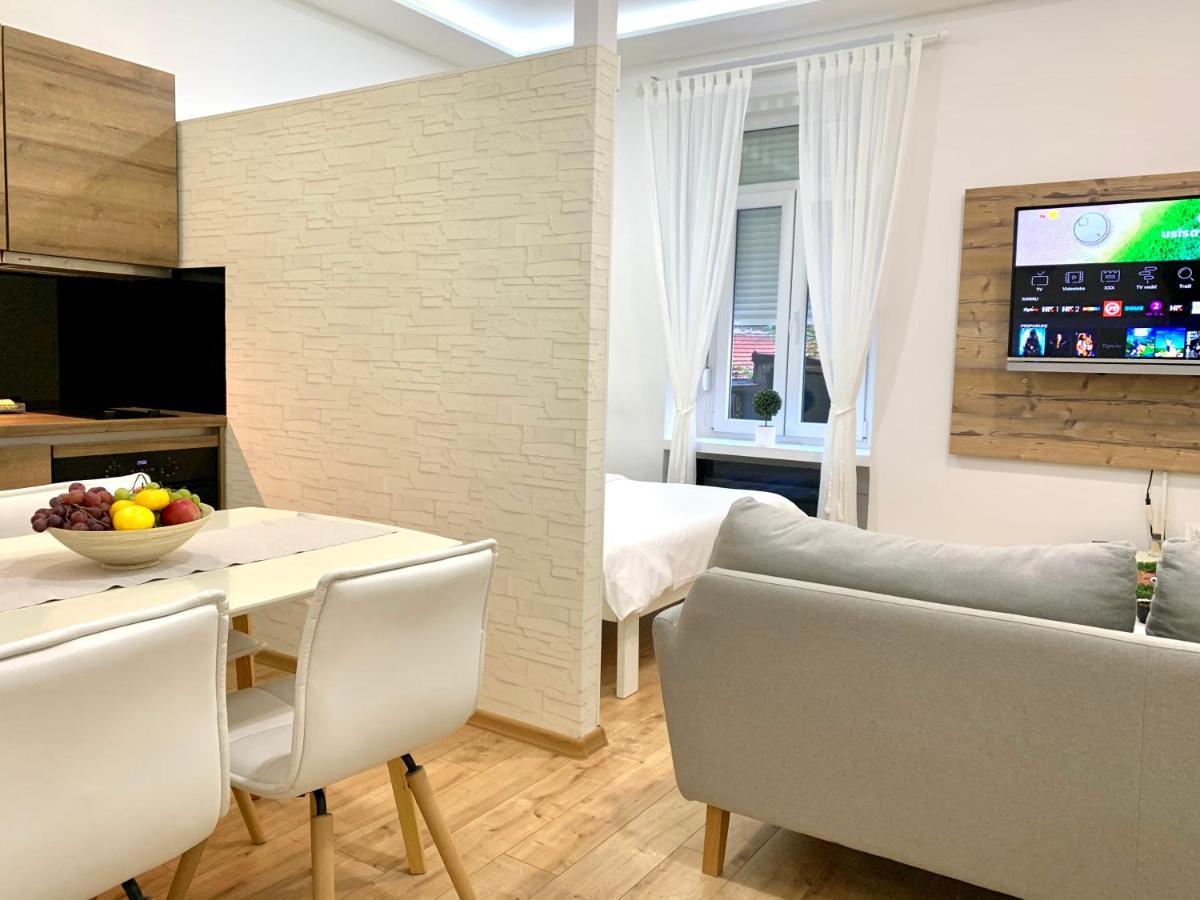 Croatia_zagreb Apartment *